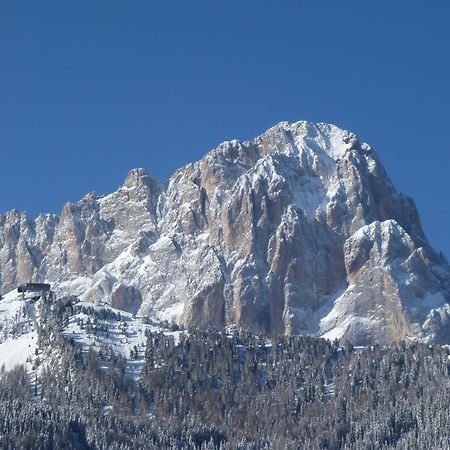 Garni Hotel Iris Selva di Val Gardena Exterior photo