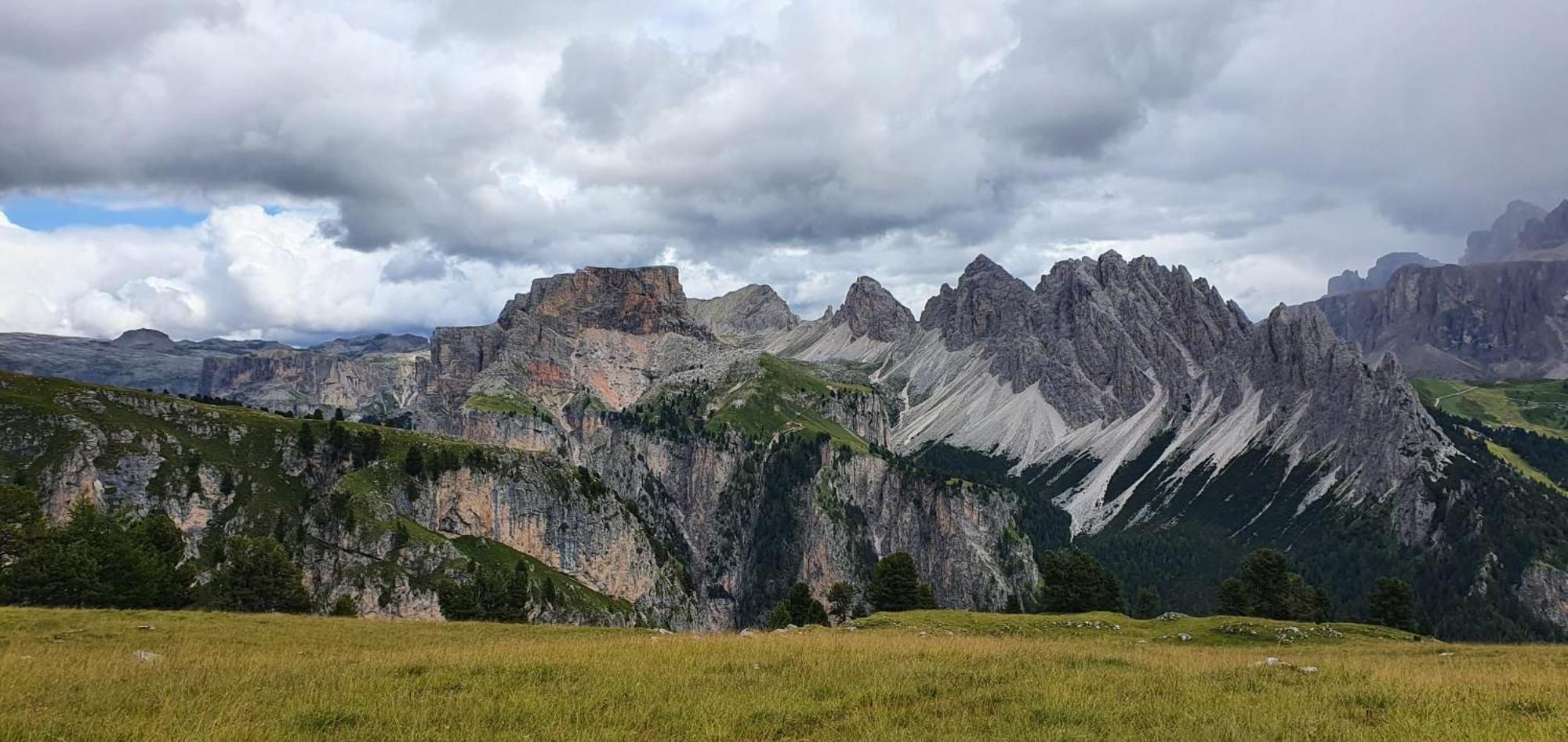 Garni Hotel Iris Selva di Val Gardena Exterior photo
